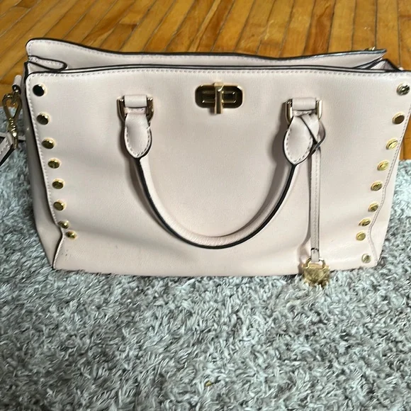 Well Loved MK Purse - Picture 2 of 14